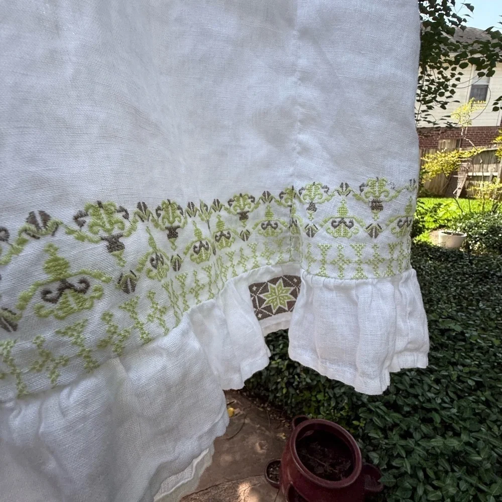 Johnny Was Biya White Linen Embroidered Boho Tunic Top S Aztec Festival Coastal - Picture 7 of 12